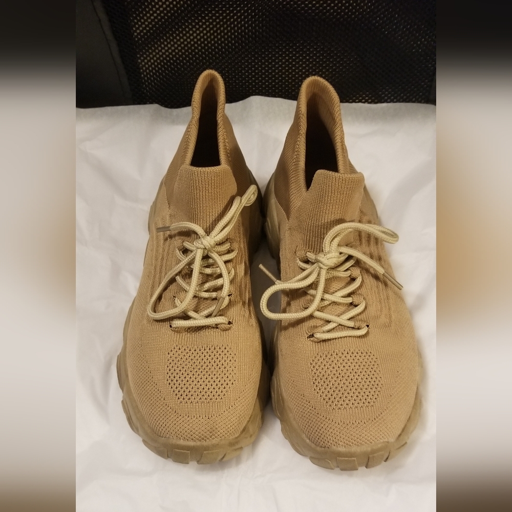Tan Athletic Shoes with Breathable Knit Upper